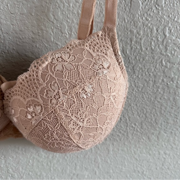 Torrid Nude Lace Push-Up Plunge Bra 40D Underwire Floral Lace - Picture 4 of 11